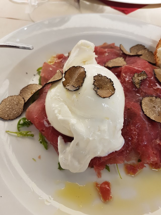 Trattoria Cesarino | Storica trattoria a Firenze
