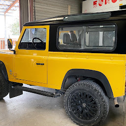 Photo n°5 de GROUPE DACCACHE - Carrosserie & mécanique automobile à Aix-en-Provence (Service de réparation de pare-brise)