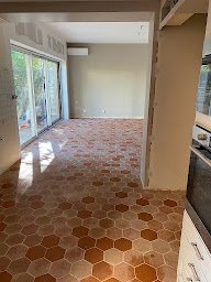 Photo n°3 de Batirenov Construction Rénovation Extension Côte Bleue Travaux à Sausset-les-Pins (Carreleur)