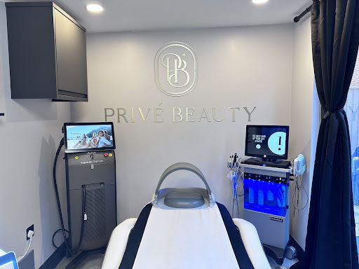 Prive Beauty Garden Room