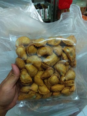 Cemilan Bu Titiek (Chandrasari Snack & Cookies), Author: Rio Adjiputra