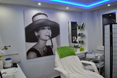 Photos of White Lady Salon