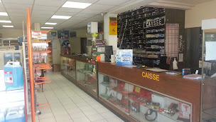 Photo n°2 de LCPA LARRAT PIECES AUTO à Villenave-d'Ornon (Magasin de pièces de rechange automobiles)