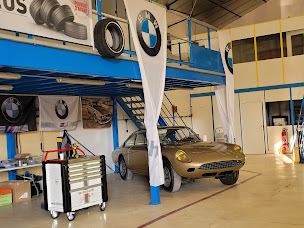 Photo n°24 de Garage _ Clée à Vernon (Mécanicien de carrosserie automobile)