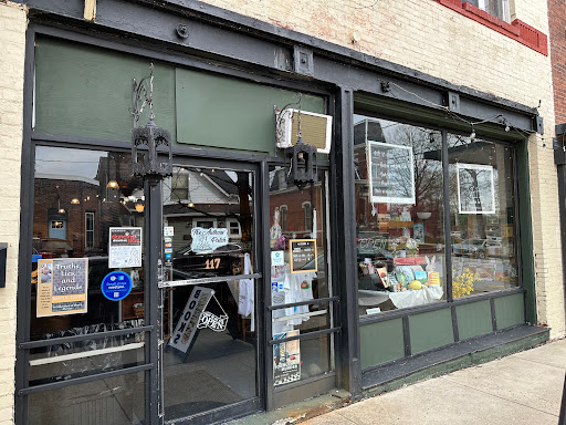 The Authors' Patch Bookstore - Visual