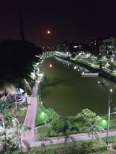Photos of Mohakhali DOHS Lake Park