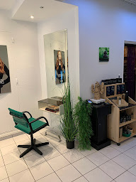 Photo n°6 de Mariapia Coiffure à Villeurbanne (Salon de coiffure)