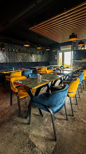 Photo 3 - Burgers & Co