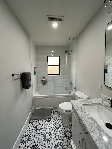 UEMIC Contracting - Visual