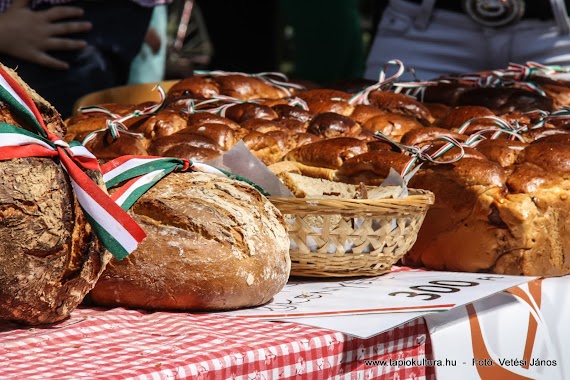 Sancho Bakery, Author: János Vetési