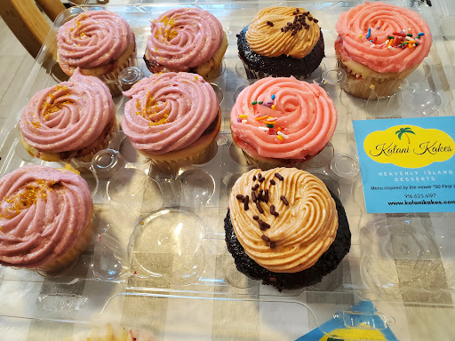 Kalani Kakes - Thumbnail