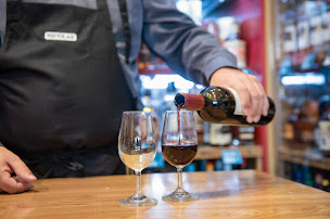 Photo n°3 de Nicolas Brest Halles Saint Louis à Brest (Établissement vinicole)