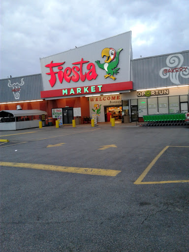 Fiesta Mart #3 - Visual