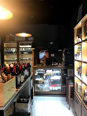 Bonpland Vinoteca, Author: Ignacio Martinez Zurbano