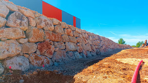 Photo n°11 de STM Nervi – Terrassement – Travaux Publics à Manosque (Agence de location de matériel)