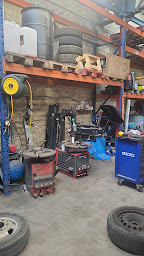 Photo n°23 de Gaulier Automobile - Garage Sedan & Floing à Floing (Atelier de réparation de pneus)