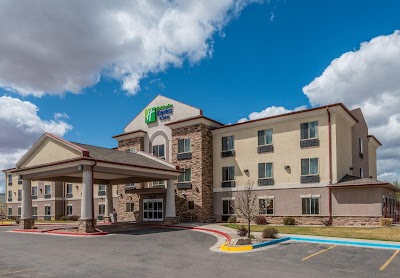 Holiday Inn Express & Suites Vernal - Dinosaurland