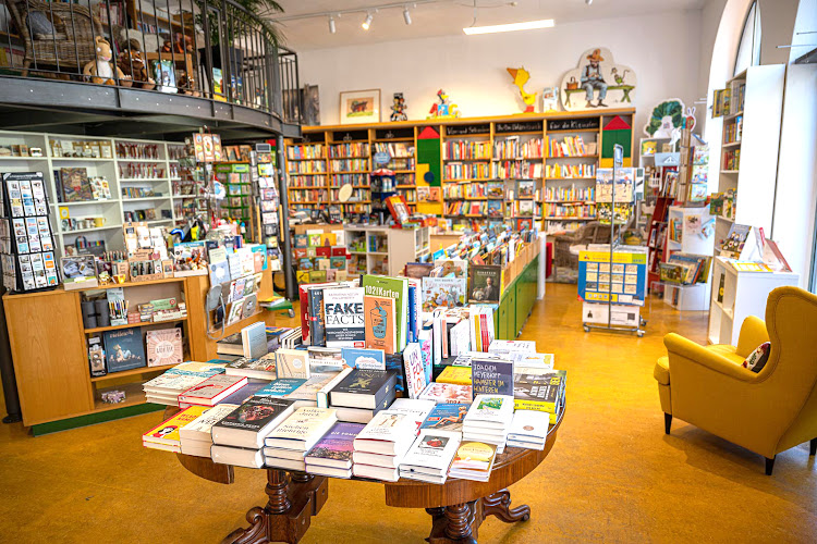 Bücherwurm - Bücher für Kinder & Erwachsene