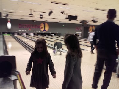 Photos of Bowling1 Hamar