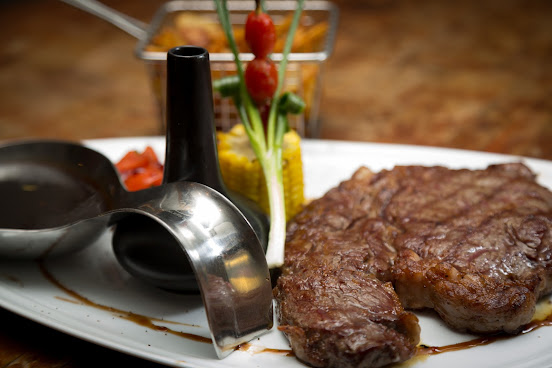 EAT Bar & Grill Restaurant Karon by null