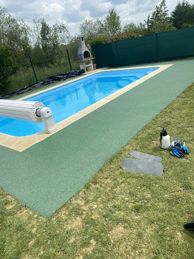 Photo de Piscines et lagons à Miélan (32170)