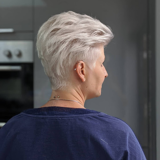freelance hair - Thumbnail