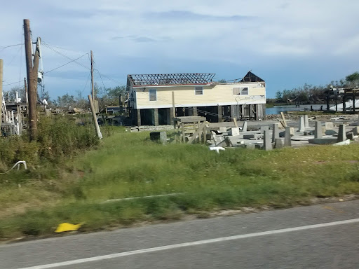 Sportsman's Paradise Restaurant & Hotel - Thumbnail