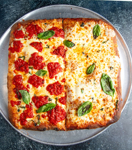 Express Pizza & Subs by null