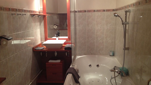 Photo n°15 de La Miltière à Isigny-le-Buat (Spa)