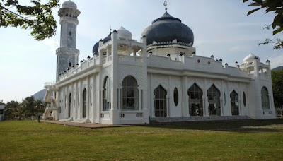 Photos of Masjid Rahmatullah Lampuuk