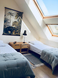 Photo n°9 de Yoga School Bretagne - Formation au professeur de Yoga - Centre Védique à Ploërdut (Professeur de yoga)