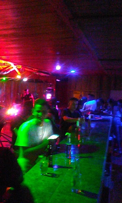 bar