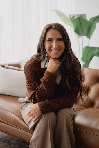 Audrey Brown - Visual