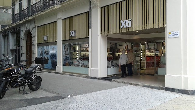 Fnac Grenoble - Victor Hugo