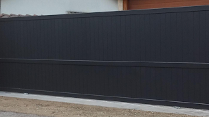 Photo n°2 de Bati Fermetures Sécurité à Soulaines-Dhuys (Magasin de meubles)