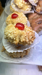 Photo n°7 de La rose de saint symphorien de marmagne à Saint-Symphorien-de-Marmagne (Boulangerie)