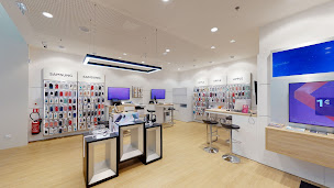 Photo n°21 de Boutique SFR Cernay à Cernay (Opérateur téléphonique)