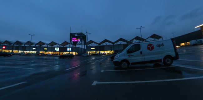 Coresi Shopping Resort - Centru Comercial