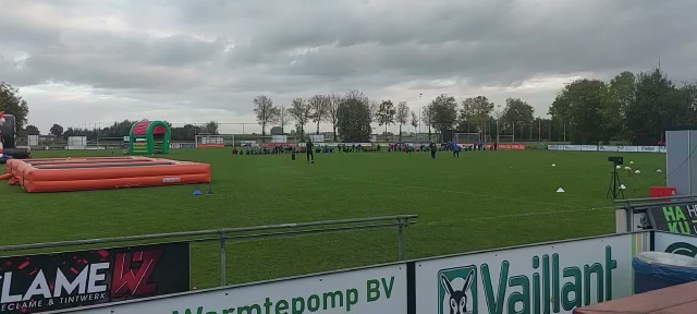 Beoordelingen van Voetbalvereniging A.S.H. Hellouw in Nijmegen - Vereniging