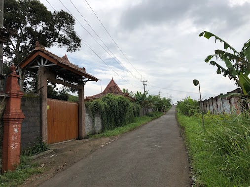 Saung Dian Lestari, Author: Sugianto Tjandra