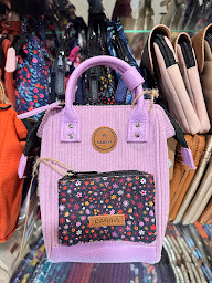 Photo n°5 de Maroquinerie de Gien à Gien (Magasin de sacs et bagages)