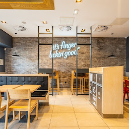 Photo n°5 de KFC Marseille Vieux Port à Marseille (Restaurant de hamburgers)