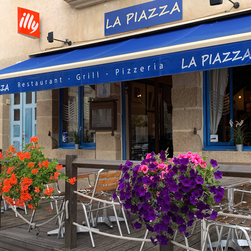 Photo 2 - La Piazza