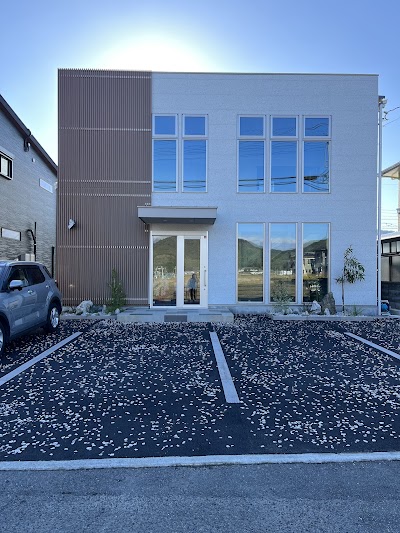 Amie total beauty salon