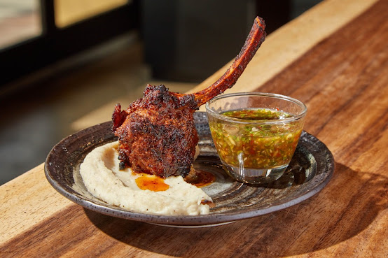 Seaweed Handroll Bar by null