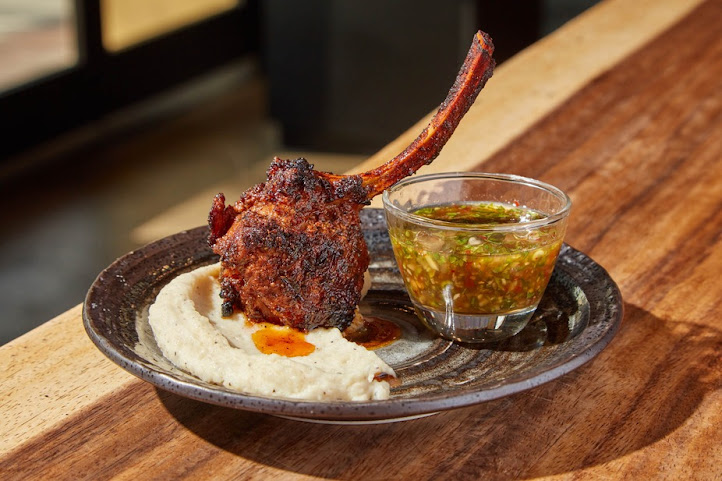 Seaweed Handroll Bar by null