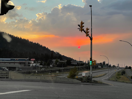 Petro-Canada Gas Station & Petro-Pass Truck Stop - Thumbnail