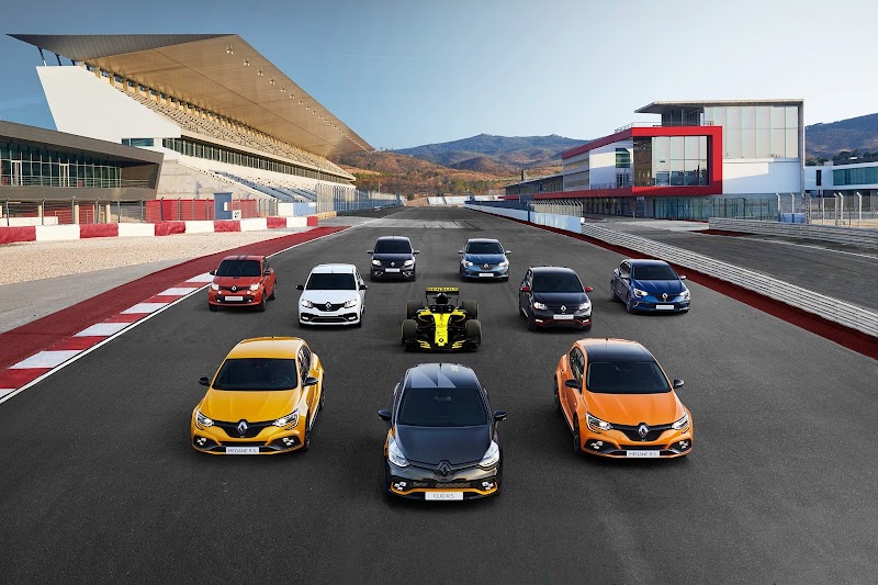 Holden Renault photo 2