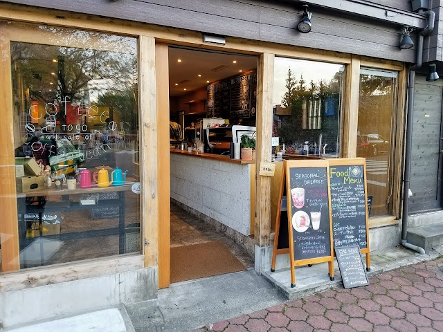 pelican coffee