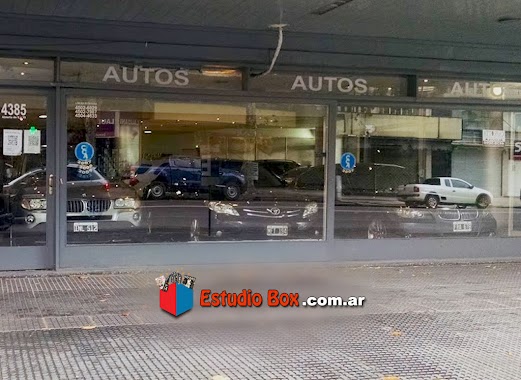 Autos y Autos, Author: Raul Tavarozzi